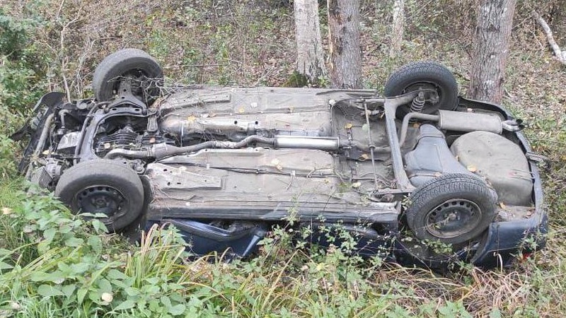 На Волині авто злетіло з дороги і перекинулося. ПОДРОБИЦІ
