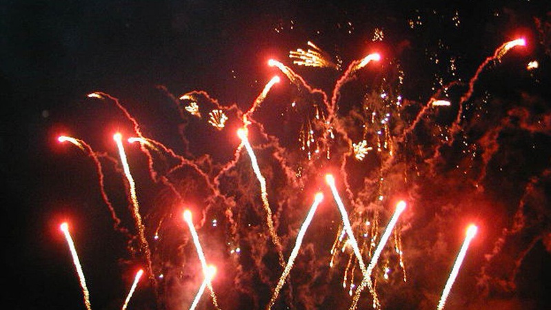Українцям нагадали про заборону на салюти та феєрверки: що загрожує за порушення