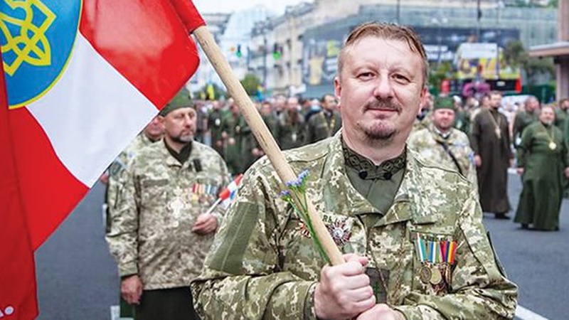 «Я – українець, і цього не змінити»: священник з Волині служить Богу та допомагає військовим на Донбасі