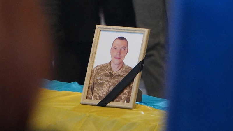 У Володимирі попрощалися зі старшим солдатом Тарасом Марходеєм