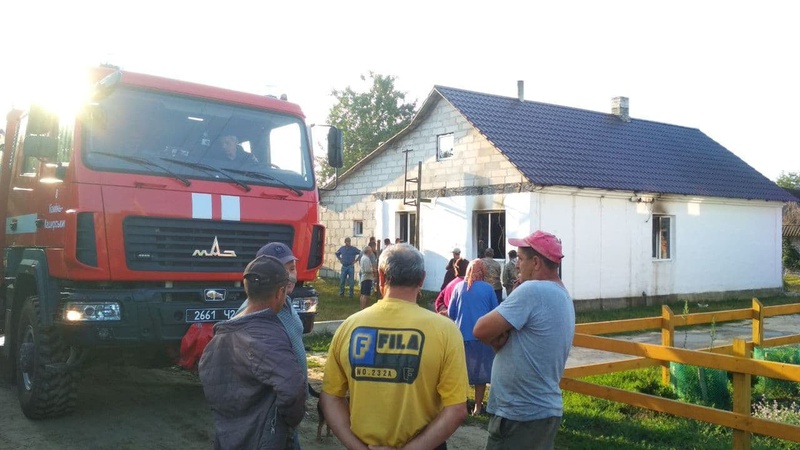 На Волині горів житловий будинок та гараж. ФОТО