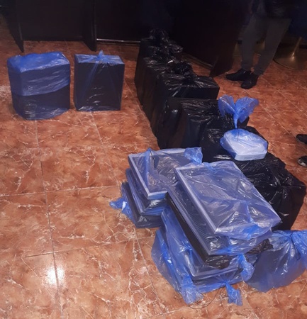 У спальному районі Луцька – знову обшуки