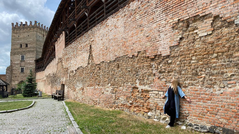 Відома актриса поділилась фотографіями з гастролей у Луцьку