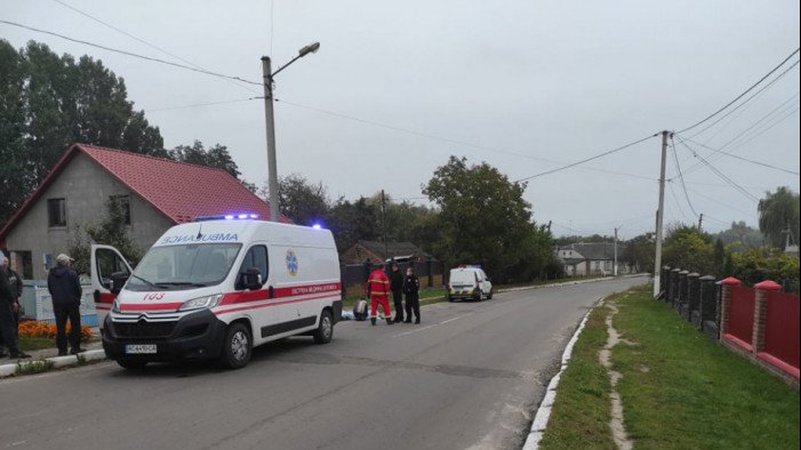 Раптово втратила свідомість: у Рожищі на дорозі померла жінка