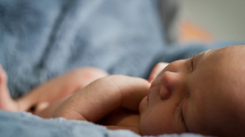 48-річна волинянка сама народила вдома восьму дитину