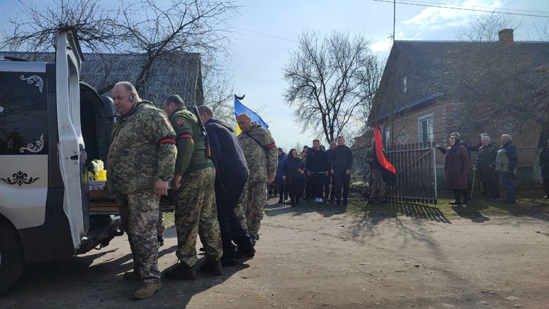На Волині попрощались із Героєм Валентином Наумчиком