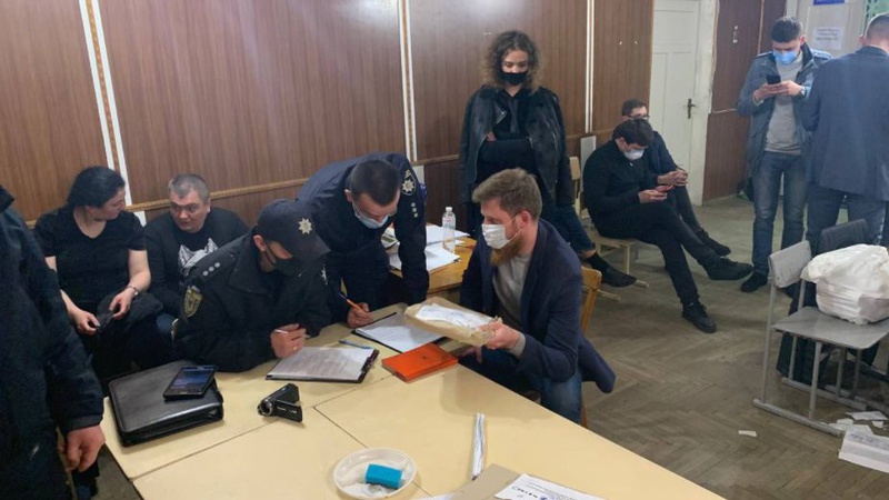 На дільниці, де перемагав друг Палиці, вибори визнали недійсними