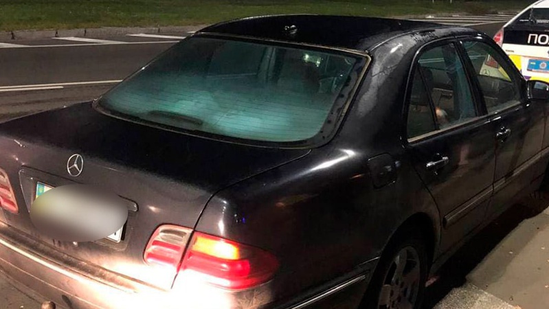 Невдало припаркувався: у Луцьку спіймали 24-річного водія