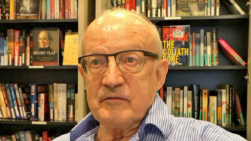 Путінська агентура закликає політиків Заходу змусити Україну підписати мирну угоду, – Піонтковський