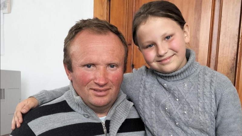 За маму й за тата: волинянин, якого покинула дружина, сам виховав четверо дітей