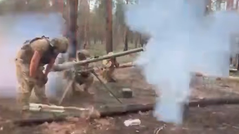 В ЗСУ показали, як волинські тероборонівці відпрацьовують з гранатометів по ворожих позиціях
