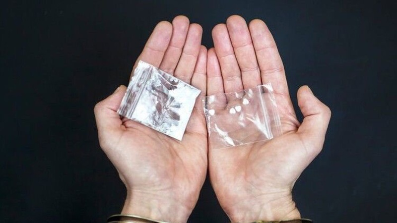 На Волині поліцейські затримали чоловіка, якого підозрють у збуті наркотиків