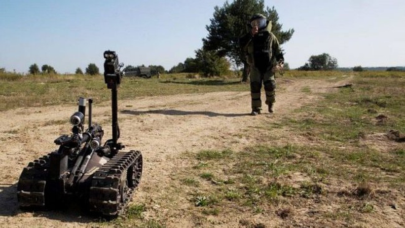 Британська компанія передасть Україні партію роботів-саперів