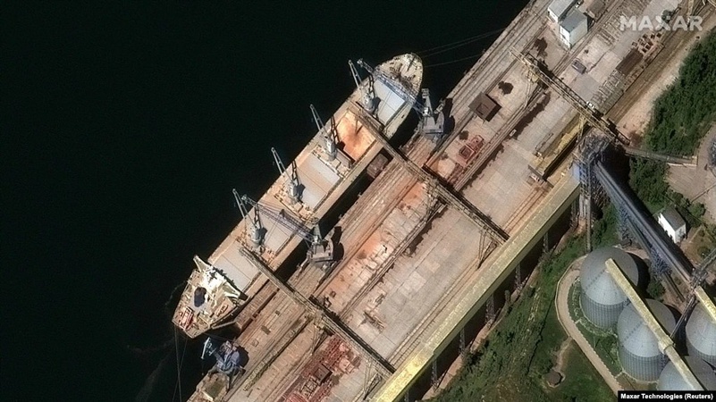 Судна під російським прапором перевозять зерно з України до Сирії, — Maxar