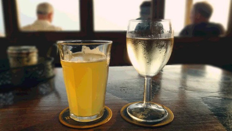 У Луцьку вино і пиво – далі залишається під забороною