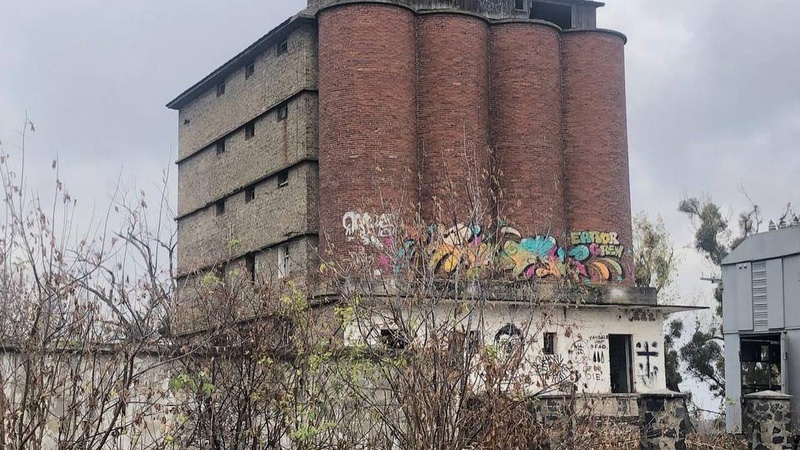 Показали проєкт перебудови старого елеватора в Луцьку на сучасний готель