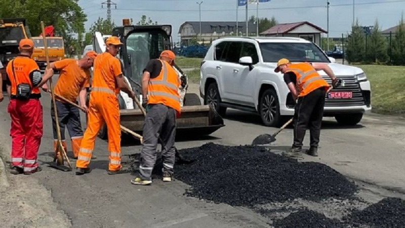 Луцькрада вирішила освоїти 38 мільйонів на поточному ремонті доріг і 900 тисяч – на новому фонтані