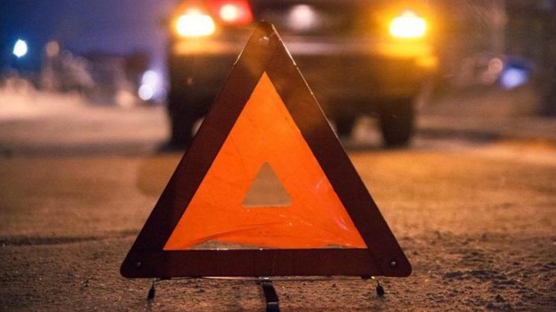 На Волині під колесами автомобіля загинув чоловік