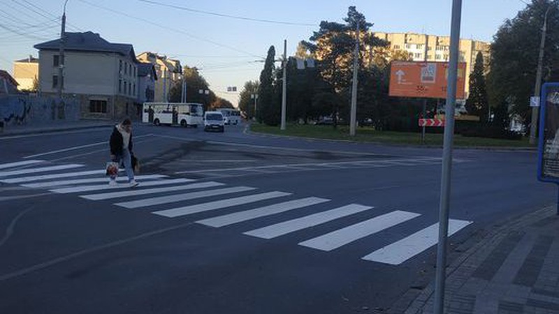 Лучани обурюються новим переходом на проблемному кільці