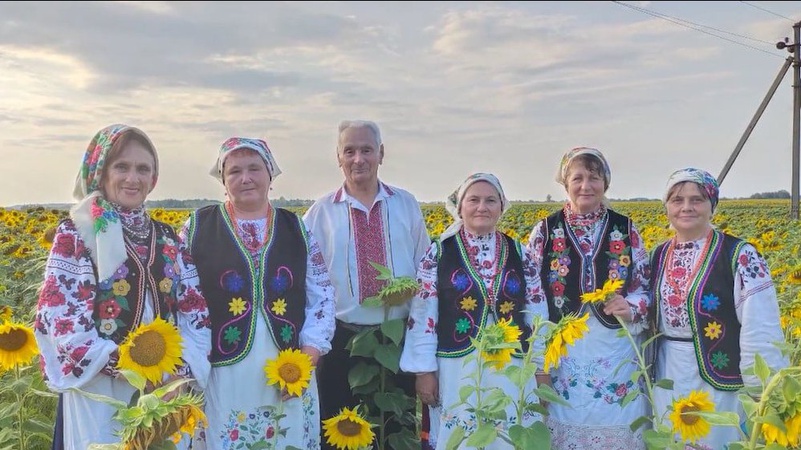 Ансамбль з Волині дає благодійні концерти, аби зібрати допомогу для ЗСУ