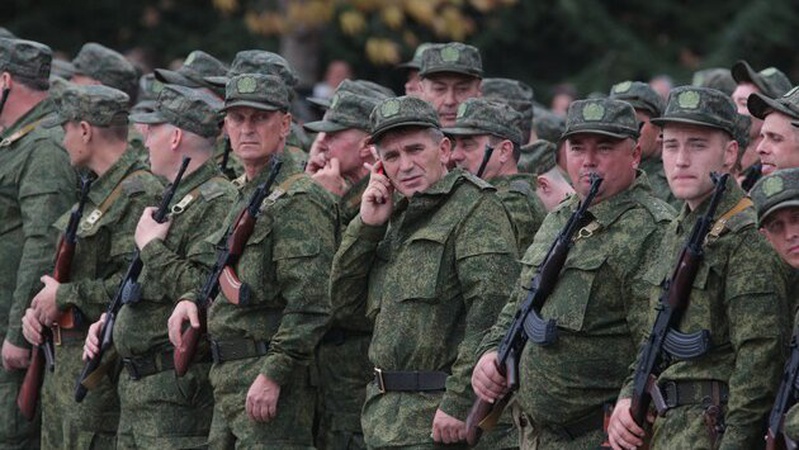 Росія щомісяця мобілізує до 50 тисяч солдатів: який резерв має ворог
