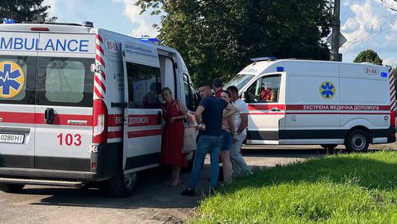 ДТП у Луцьку: зіткнулися дві автівки