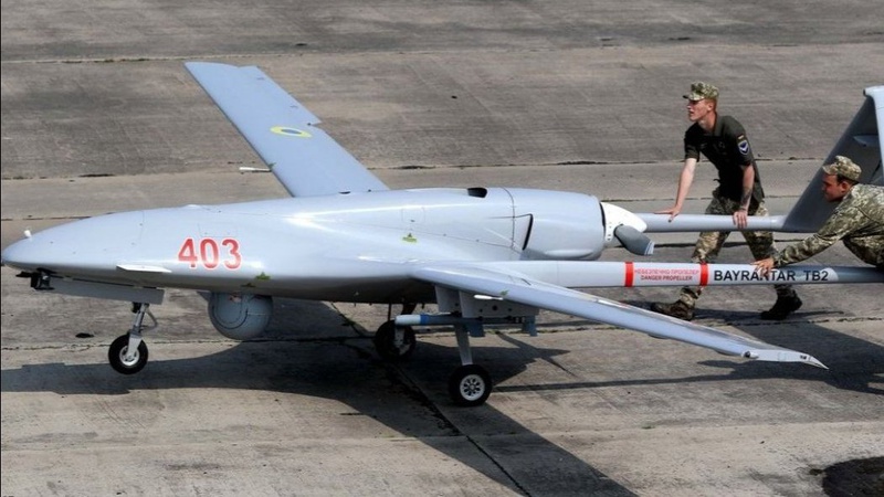 З українців не візьмуть гроші за три Байрактари, а віддадуть їх безкоштовно