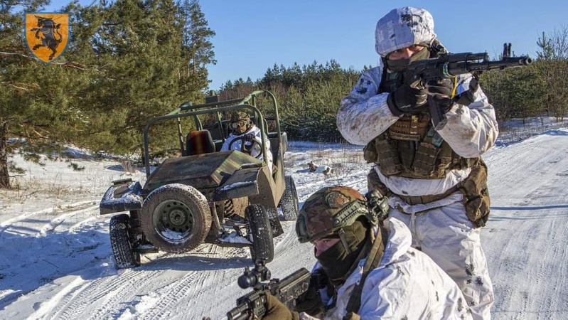 За добу відбулося 111 боїв: яка ситуація на фронті