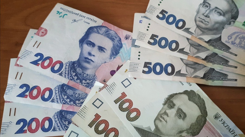 Стало відомо, як зміниться середня зарплата в країні