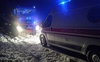 На Волині витягли з замету швидку, яка везла породіллю