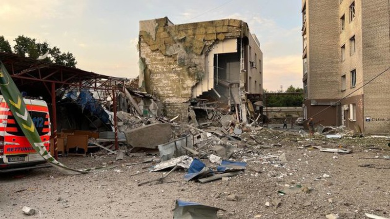 Масовані обстріли Миколаєва, удар по Харкову: під ворожим вогнем упродовж доби – сім областей