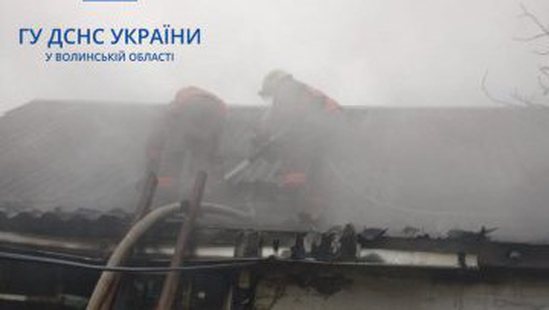 На Волині горіли три житлові будинки