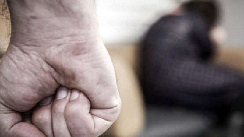 Брала кредити, щоб визволити сина з тюрми: розповіли про волинянина, який вбив матір