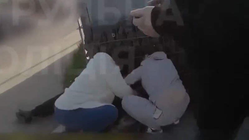 У Луцьку патрульні допомогли чоловіку, у якого стався напад епілепсії