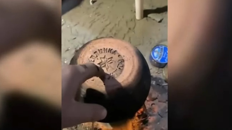 На Волині створили унікальний глечик-обігрівач для фронту