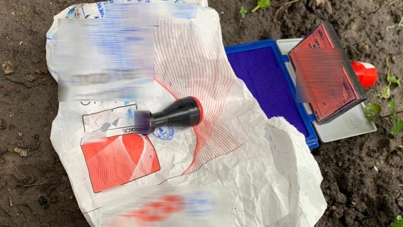 На Волині «накрили» злочинну групу, яка виготовляла фальшиві COVID-сертифікати