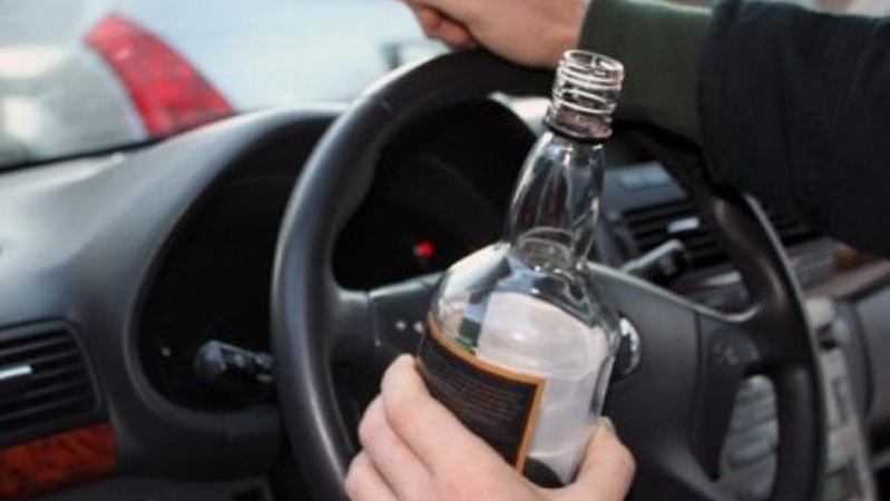 У Рожищі п’яний водій  ЗІЛа в’їхав у паркан