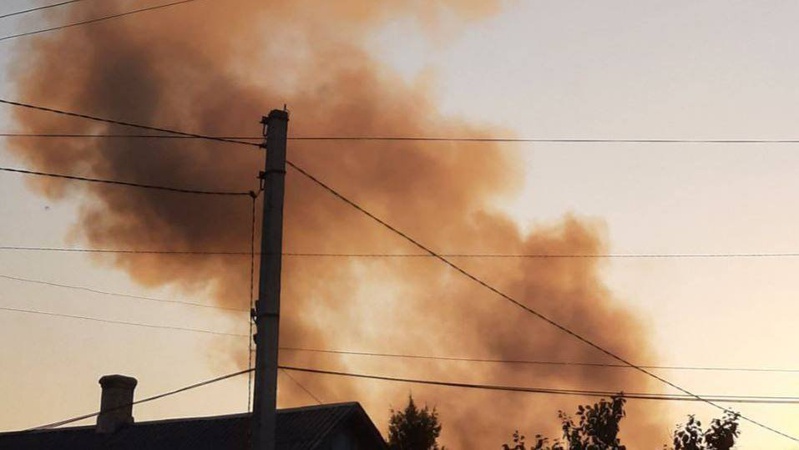 На Рівненщині повідомляють про вибухи