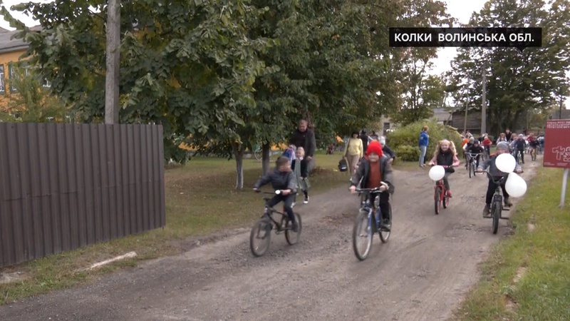 На Волині крутили педалі на підтримку переселенців