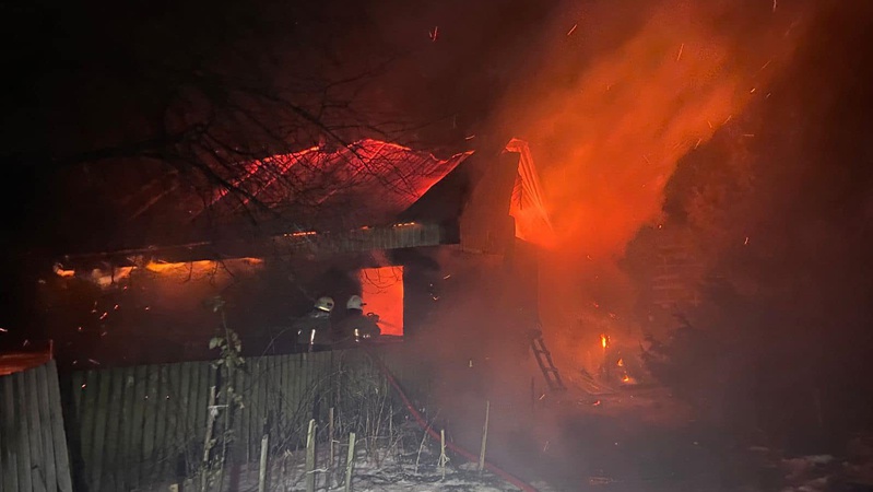 За ніч у двох селах на Ковельщині сталися пожежі