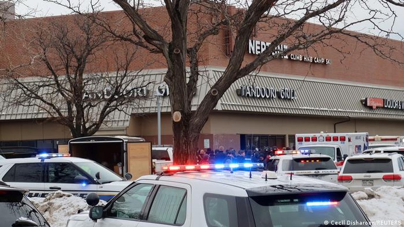 У США в супермаркеті застрелили 10 людей