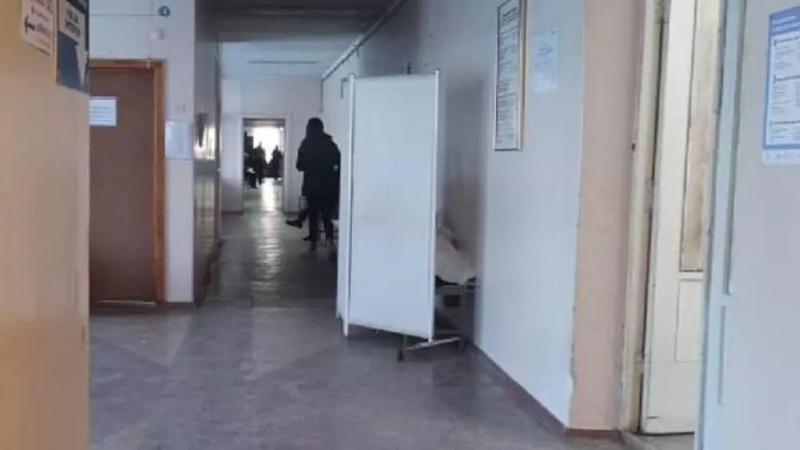 У Тернополі в поліклініці помер чоловік, який ішов до лікаря