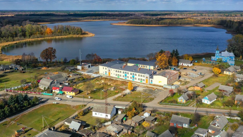 У селі на Волині добудовують нову школу. ФОТО