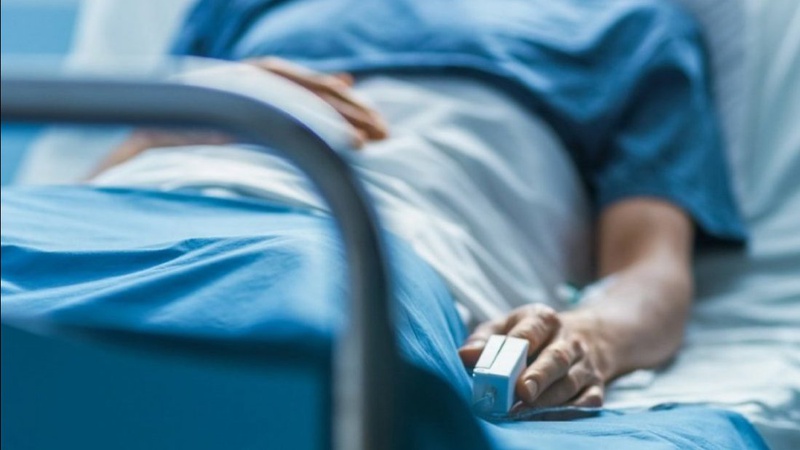 В Україні другий день поспіль понад 800 смертей від коронавірусу