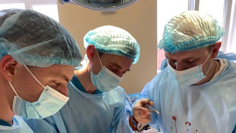 У Ковелі медики врятували чоловіка, який міг залишитися без ноги