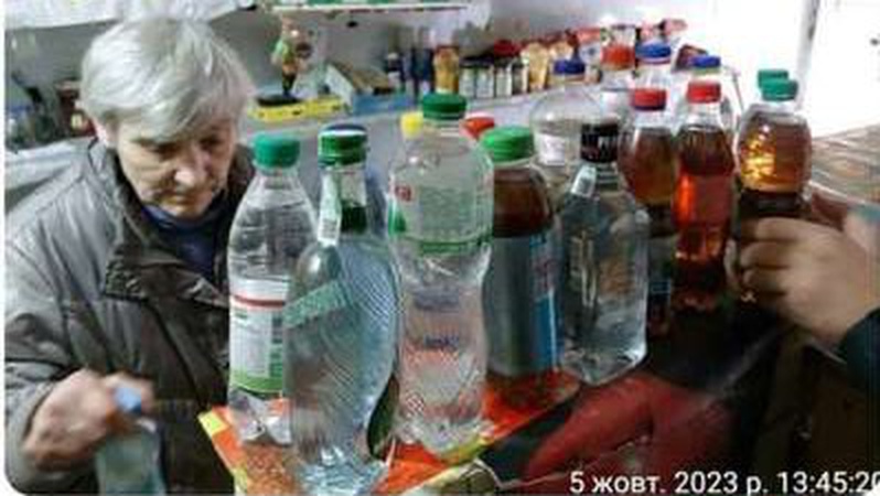 «Прикрили лавочку»: луцькі муніципали дізналися, де продають саморобну горілку