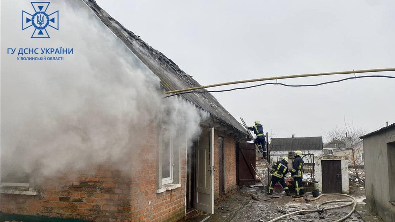 У селі під Володимиром горіла господарська споруда