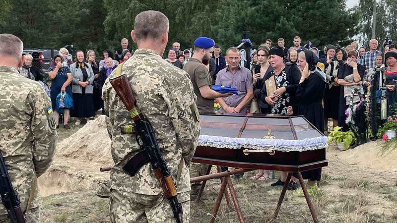 У жахливій ДТП на Одещині загинув молодий нацгвардієць з Волині Володимир Сливка: Героя поховали на батьківщині