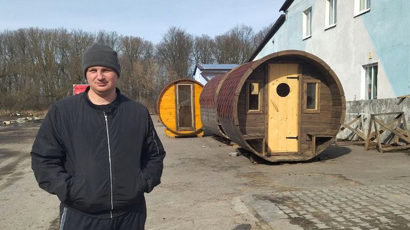 У селі біля Луцька роблять пересувні лазні