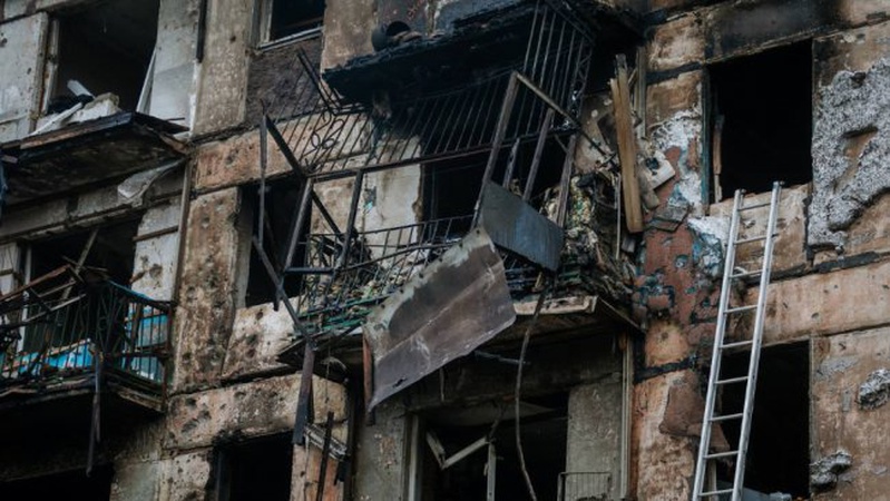 Внаслідок удару окупантів по Кривому Рогу загинули 11 людей. ФОТО. ОНОВЛЕНО